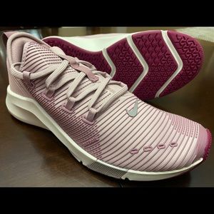 Women’s Nike zoom elevate